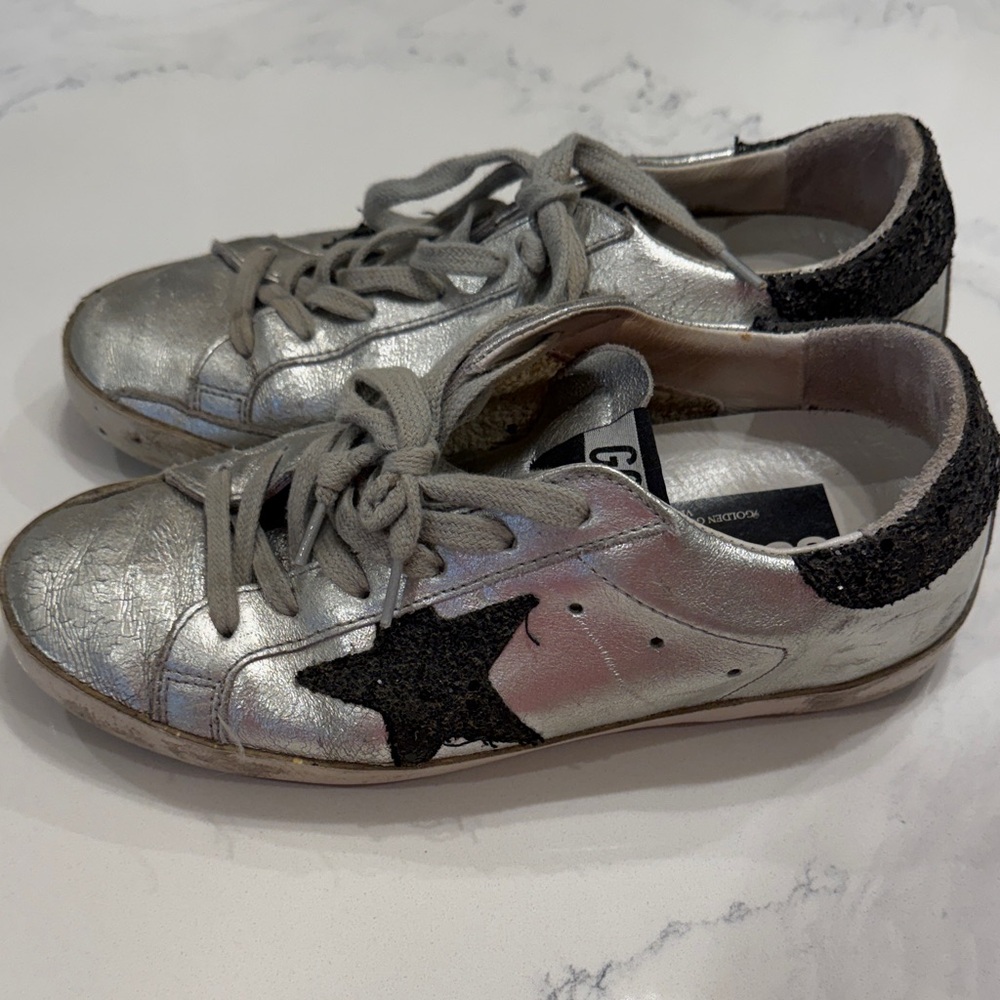 Golden Goose Silver Leather Sneakers with Black Star - Picture 3 of 5